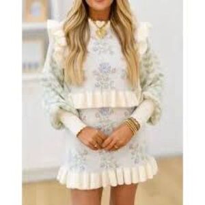 ⭐️Mable Claire pastel Floral Jacquard Mini Skirt and top sweater set NWT SIZE M